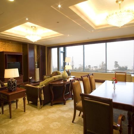 Suzhou Dongshan Hotel Exteriör bild